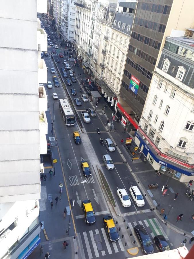 4 Ventanales Sobre La Avenida Corrientes Lejlighed Buenos Aires Eksteriør billede